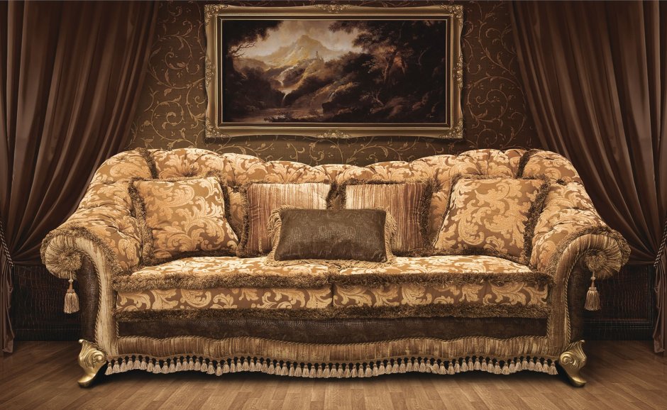 Вычурный диван