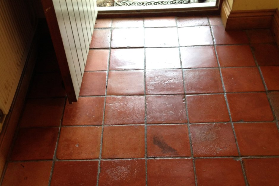 Советская плитка в коридоре