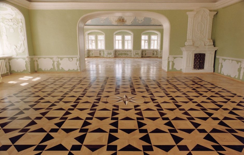 Паркет в Петергофском Дворце