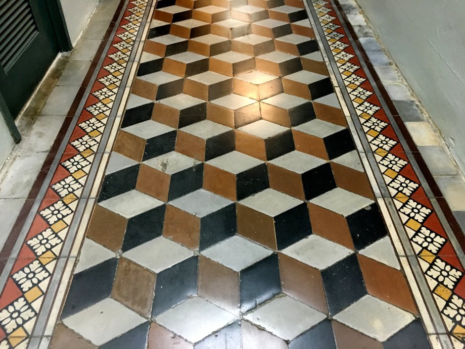 Плитка напольная шахматная