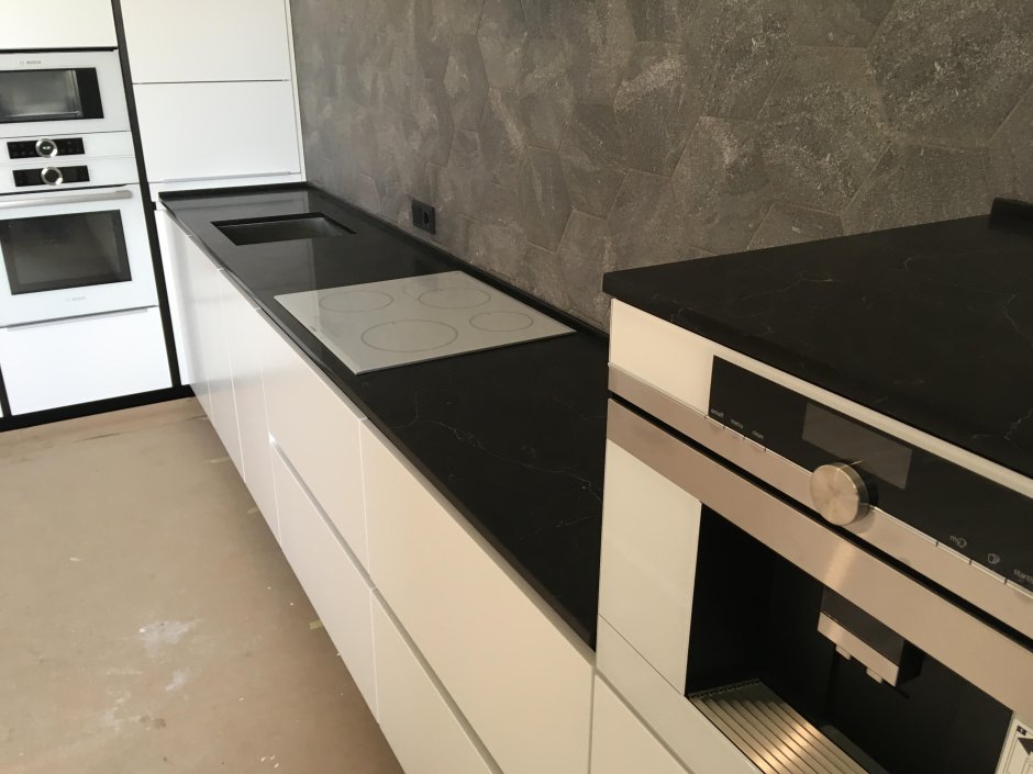 Gt 8627 Rhodesia Black