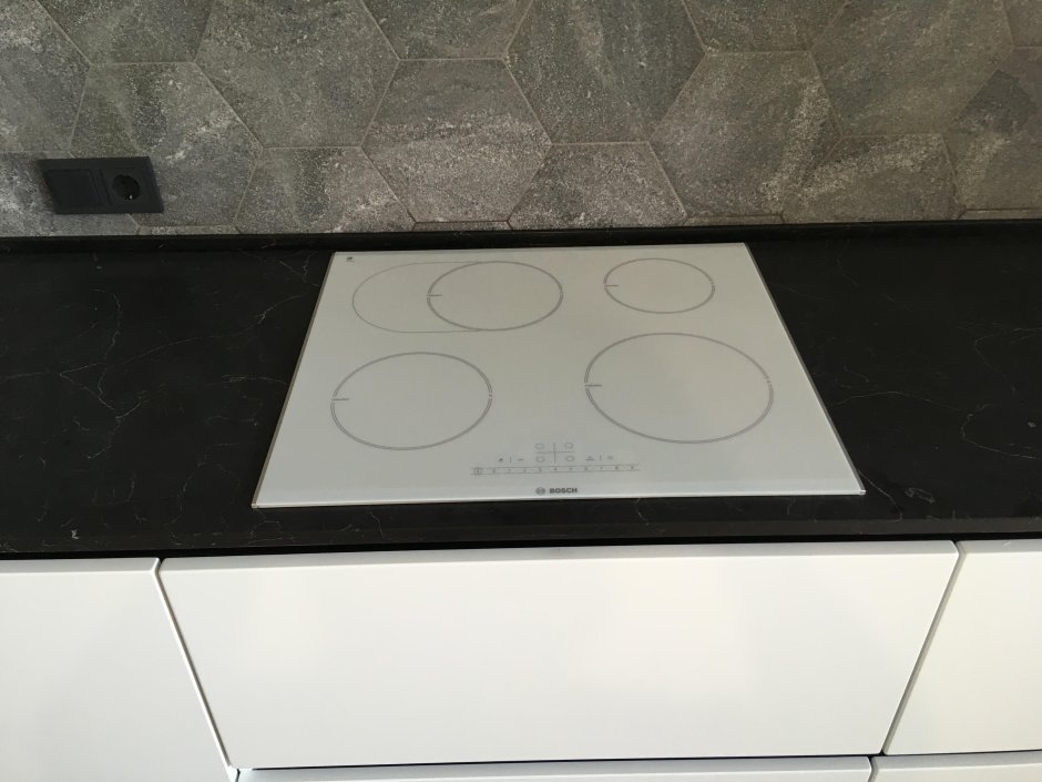 Gt 8627 Rhodesia Black