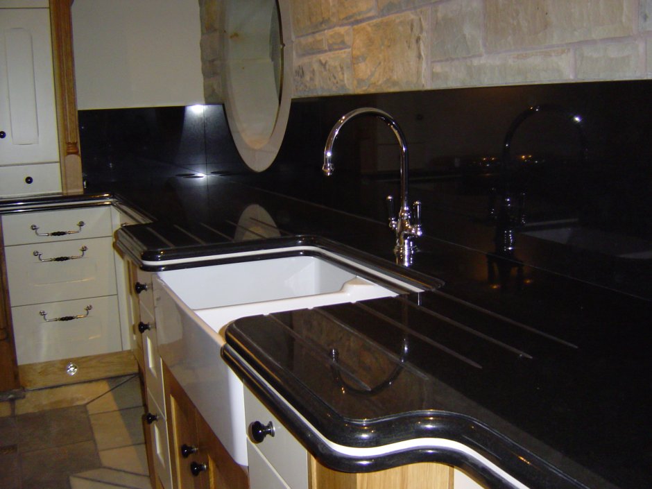 Столешницы для кухни широкие черные