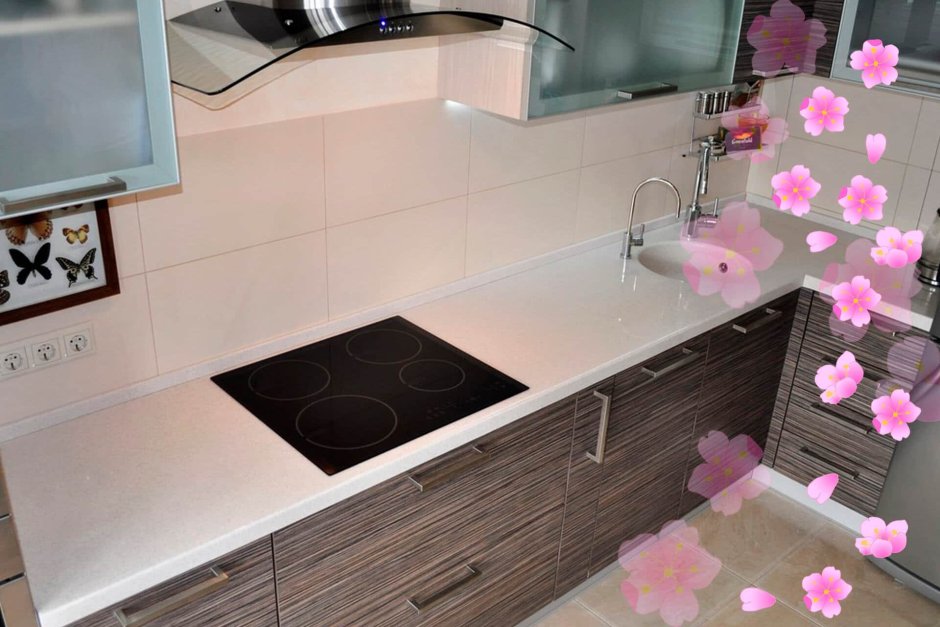 Столешница со стеновой панелью