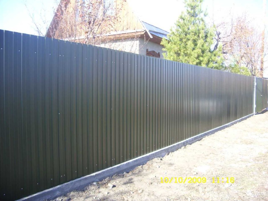 RAL 7024 профнастил забор