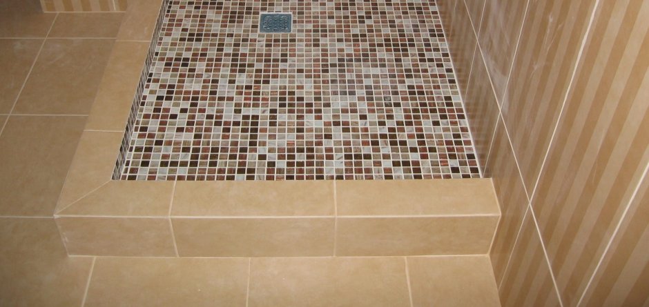 Укладка плитки в душевой