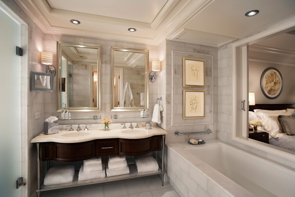 Неоклассика в интерьере ванной комнаты