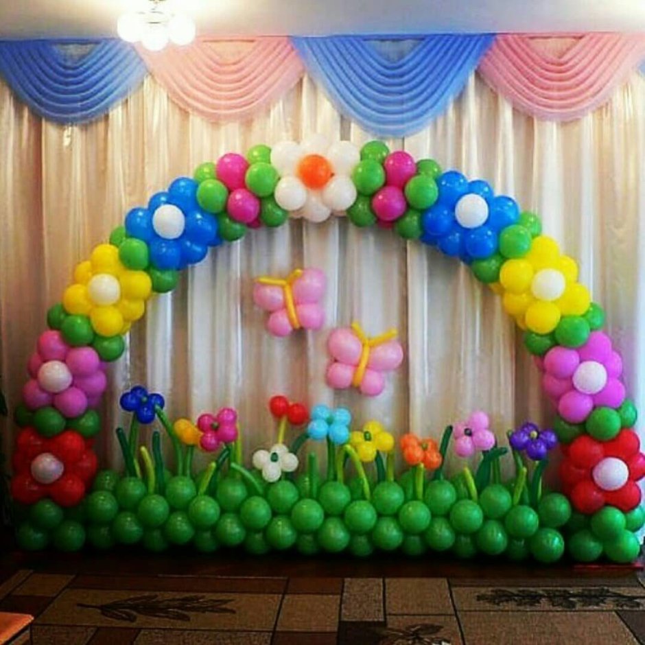 Украшение зала воздушными шарами на выпускной в детском саду