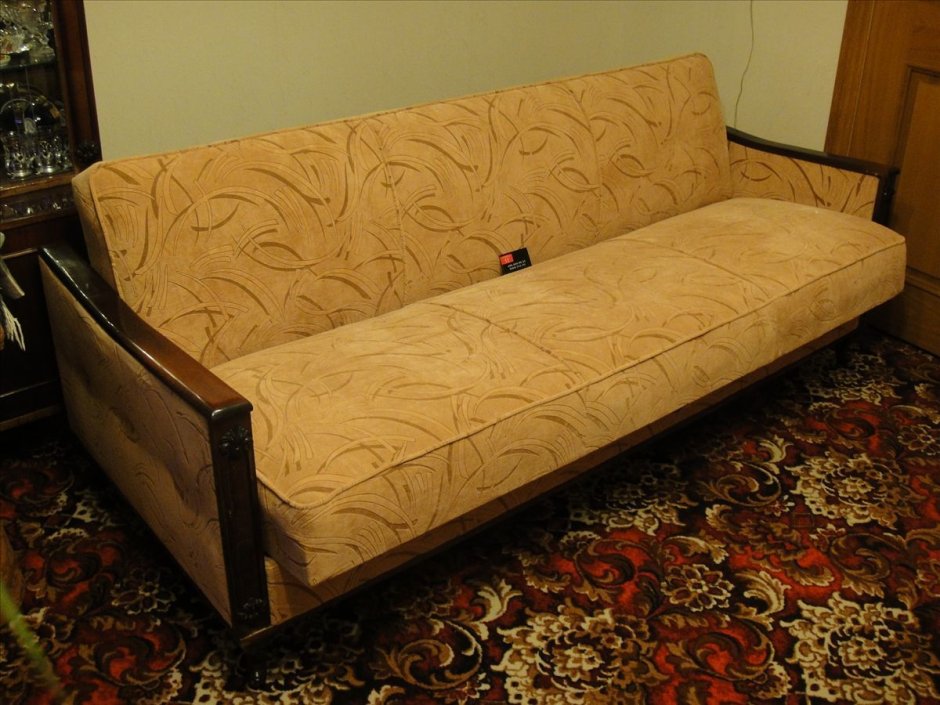 Советский диван