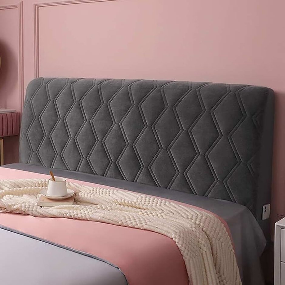 Чехол на изголовье кровати