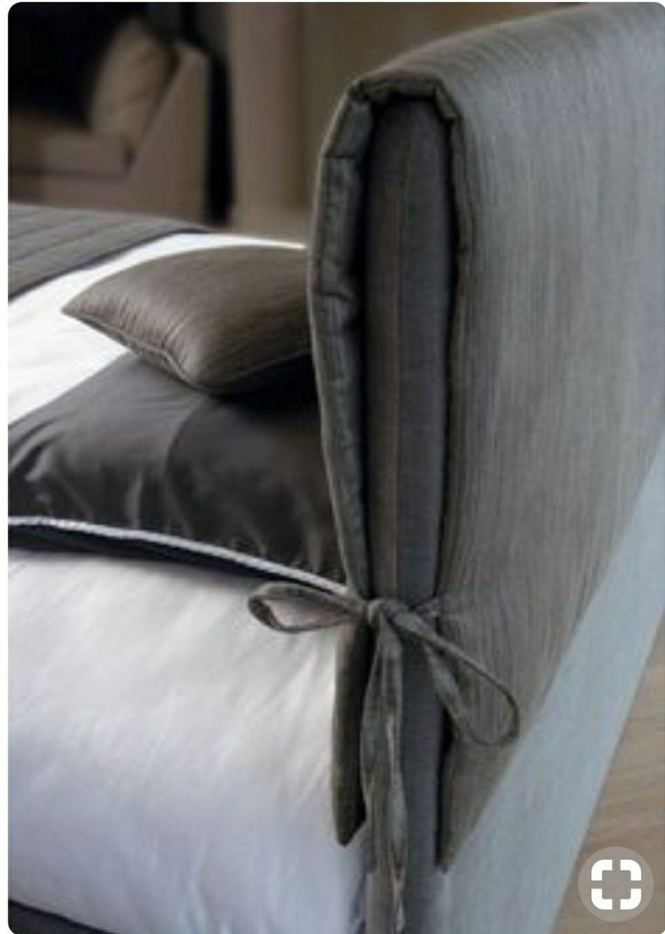 Мягкий чехол на спинку кровати