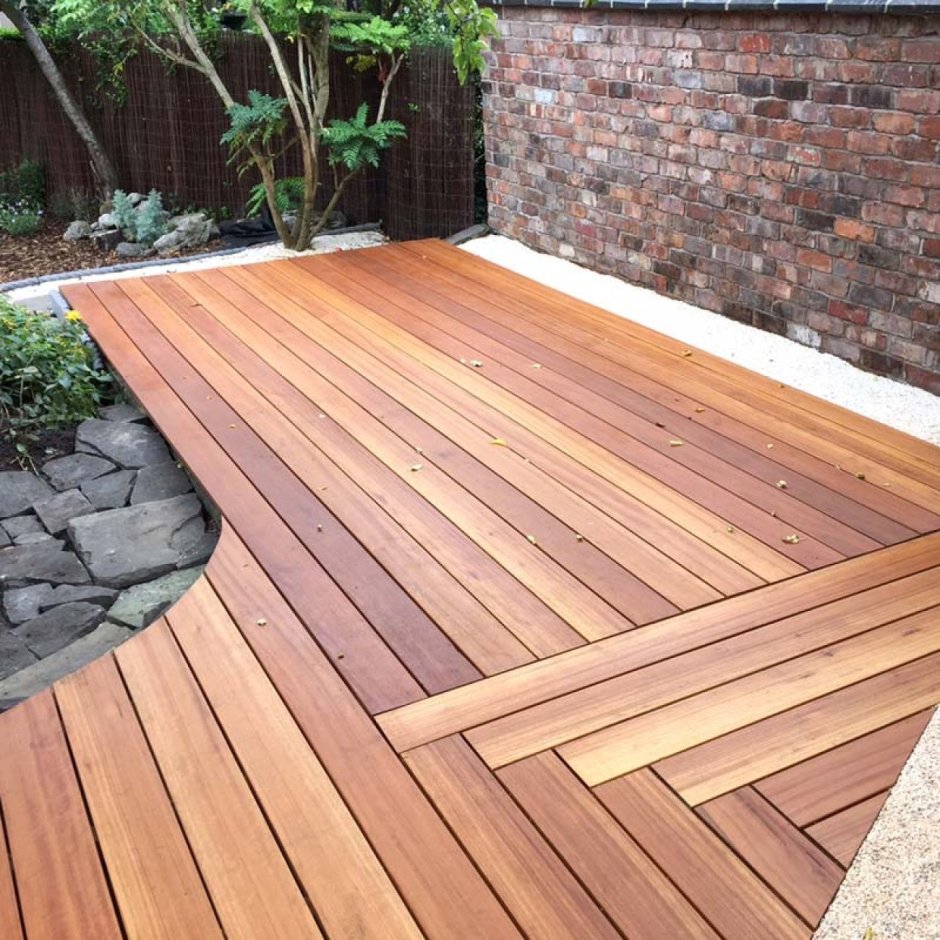 Патио из лиственницы