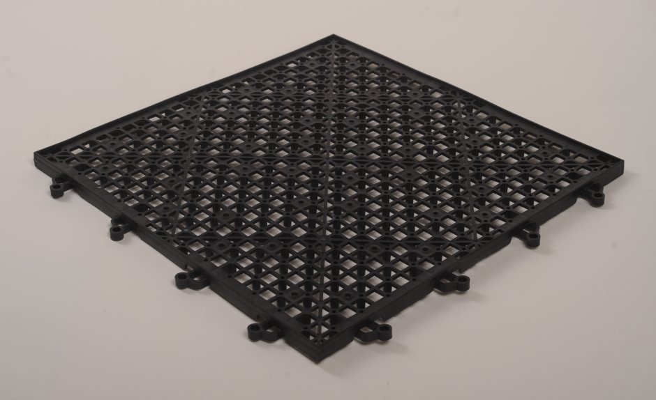 Пластиковая основа для садового паркета