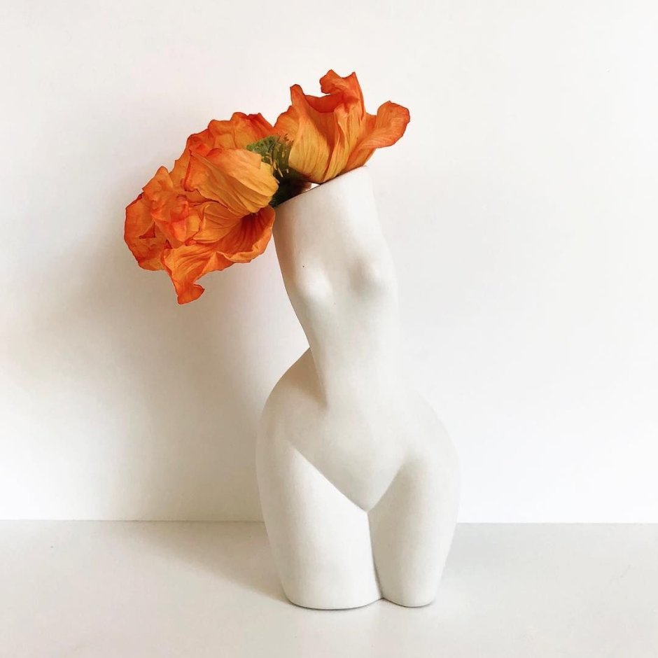 Ваза женская фигура