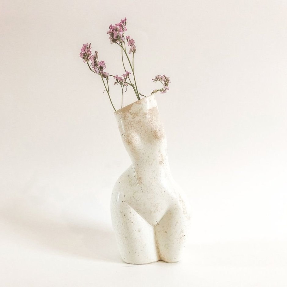 Ваза женское тело