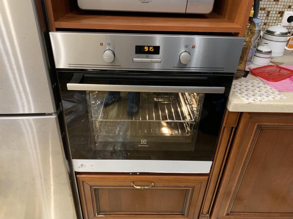 Крепление для духового шкафа