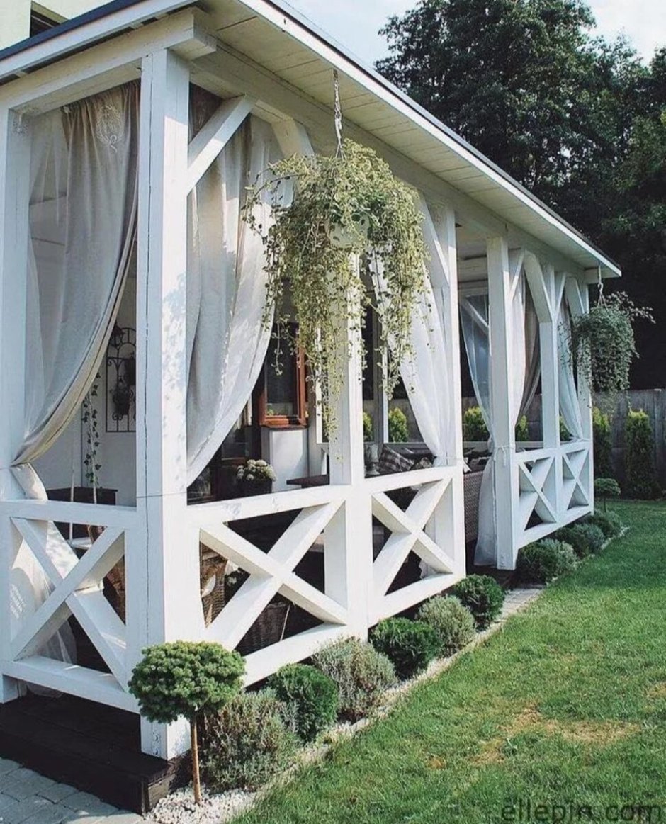 Деревянная веранда