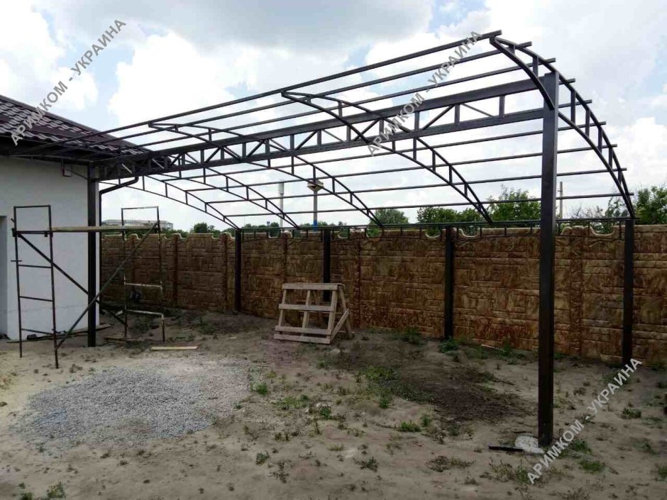 Полукруглый навес для винограда