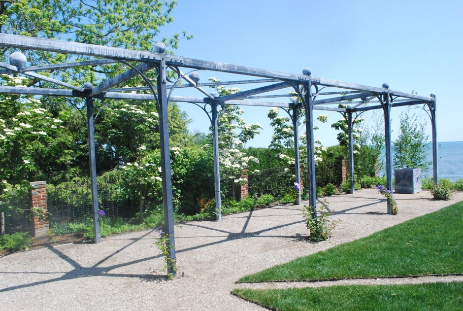 Аркообразные перголы