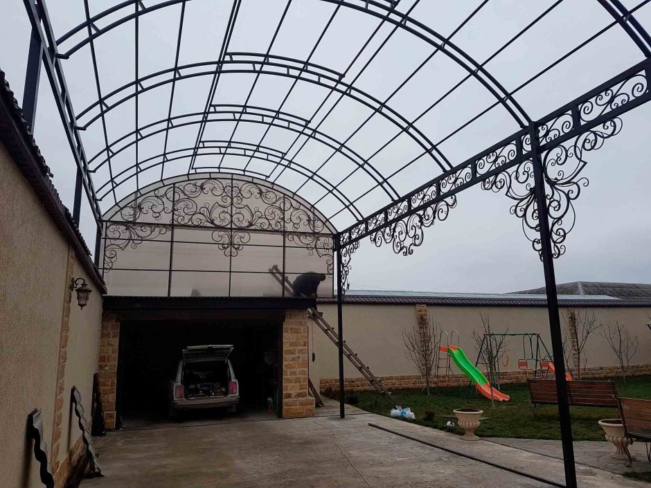 Красивые навесы из поликарбоната