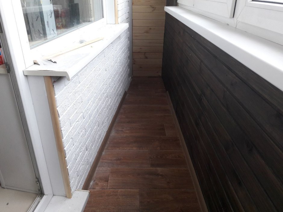 Отделка лоджии ламинатом