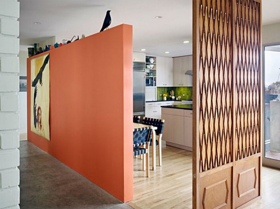 Зонирование кухни дверь-гармошка