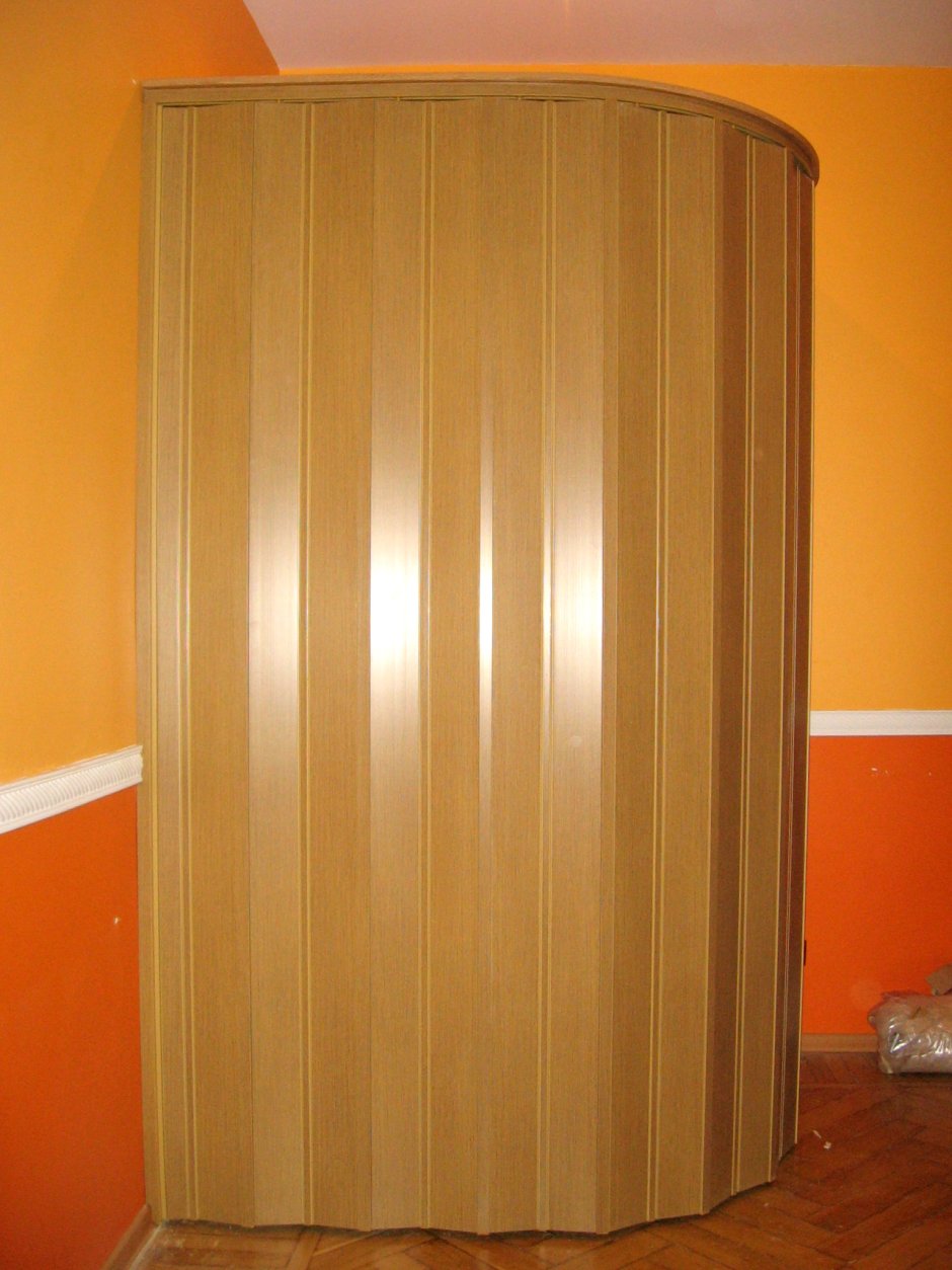 Радиусная перегородка гармошка