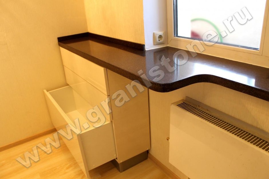 Подоконник-столешница на кухне