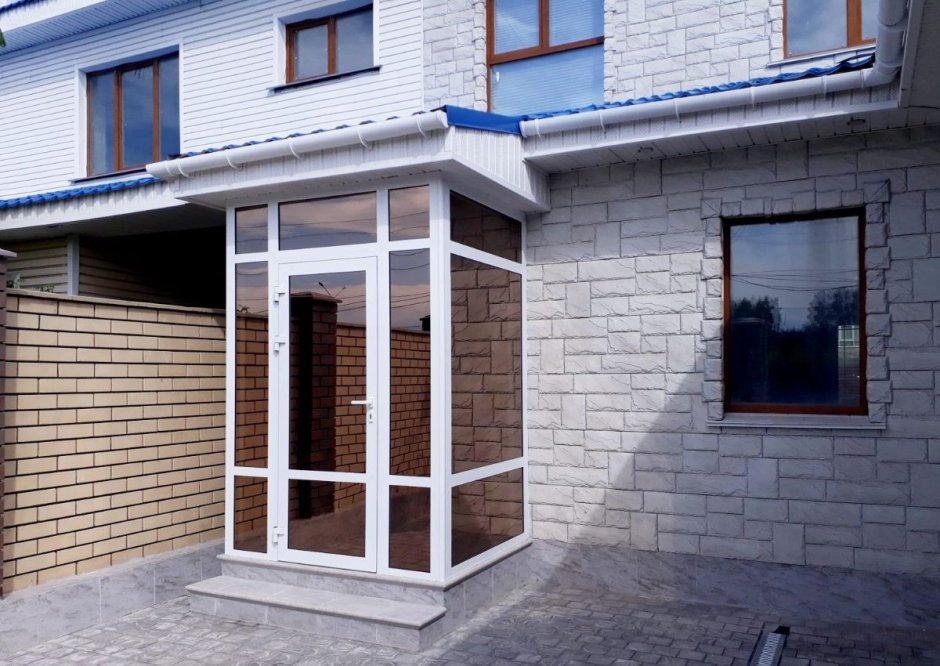 Пластиковый тамбур