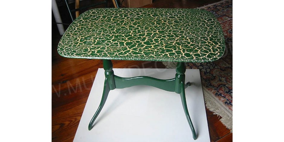 Декор журнального столика кракелюром