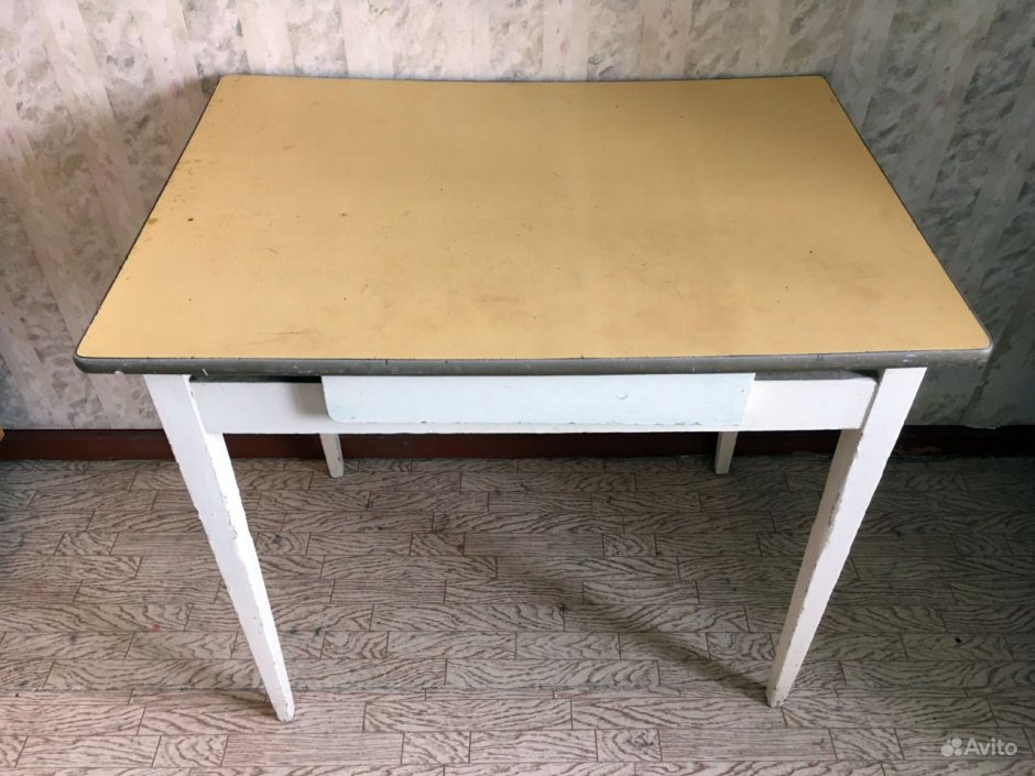 Советский кухонный стол
