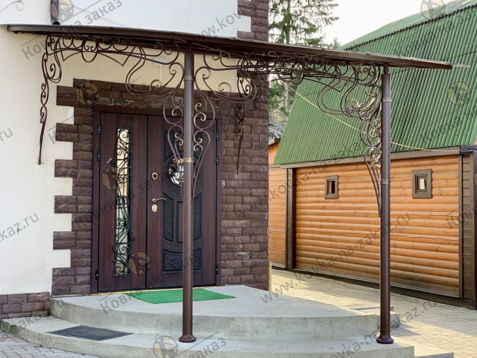 Навес на витых Столбах