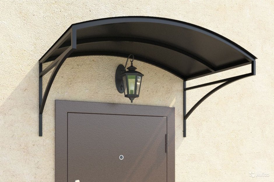 Козырек двухскатный над крыльцом