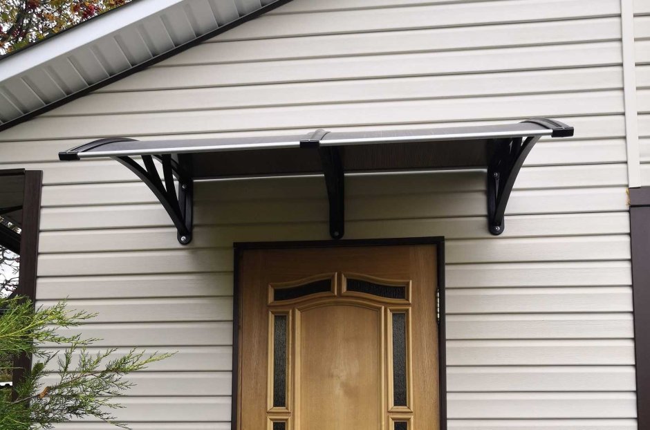 Козырёк над крыльцом Факро