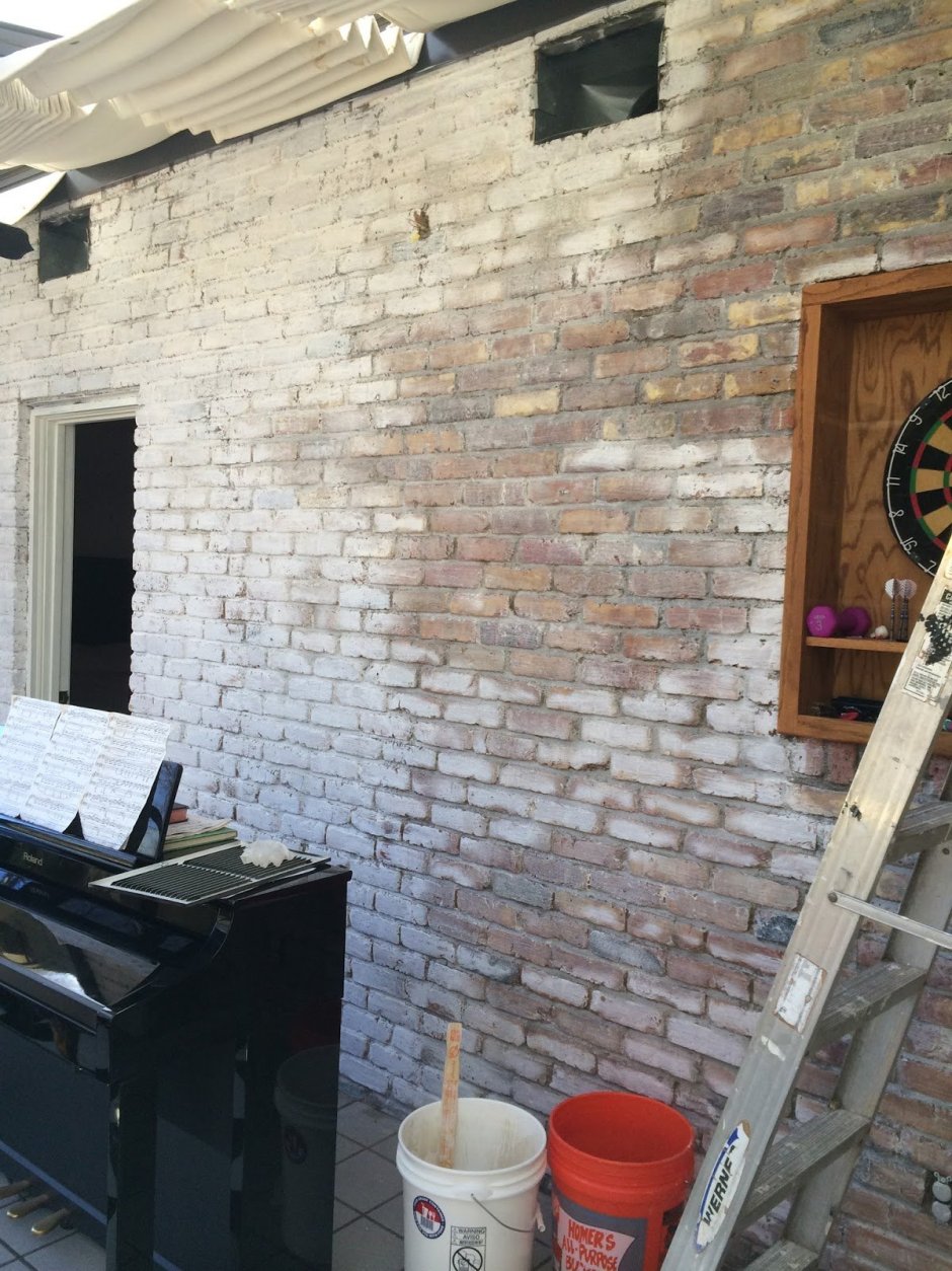 Крашеный старый кирпич