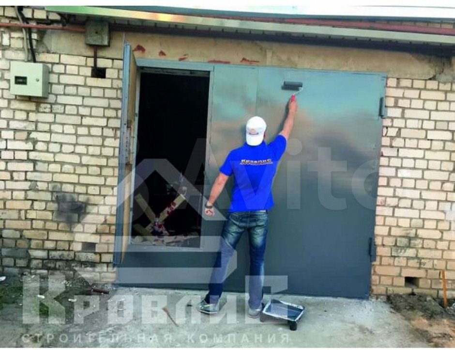 Покраска ворот гаража