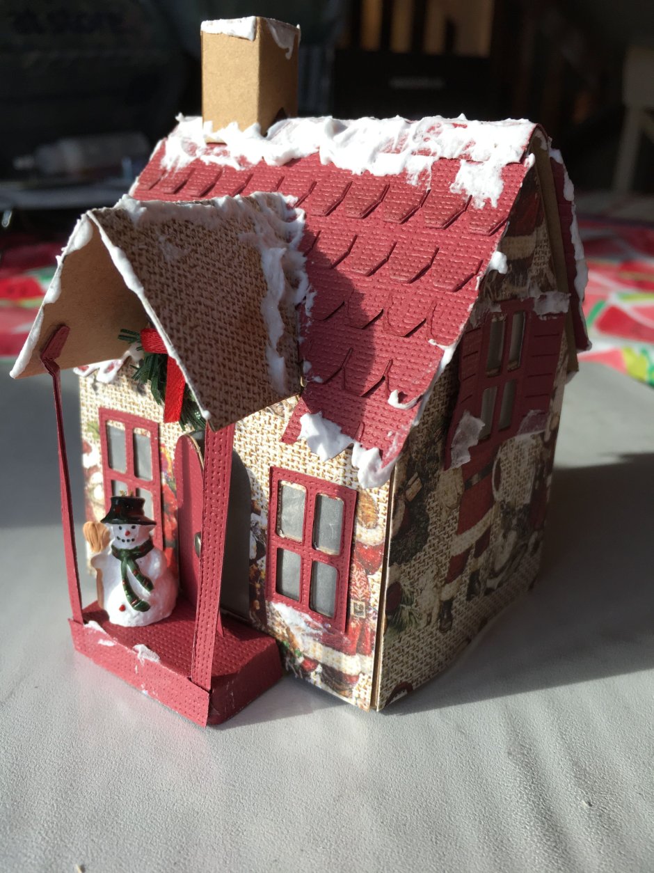 Новогодние картонные домики