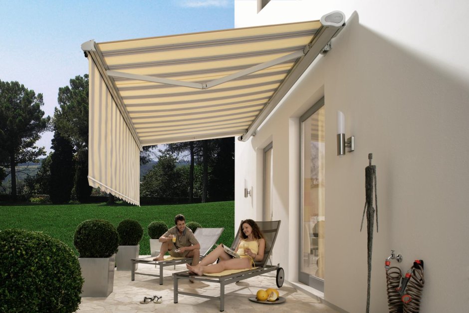 Складной навес над террасой