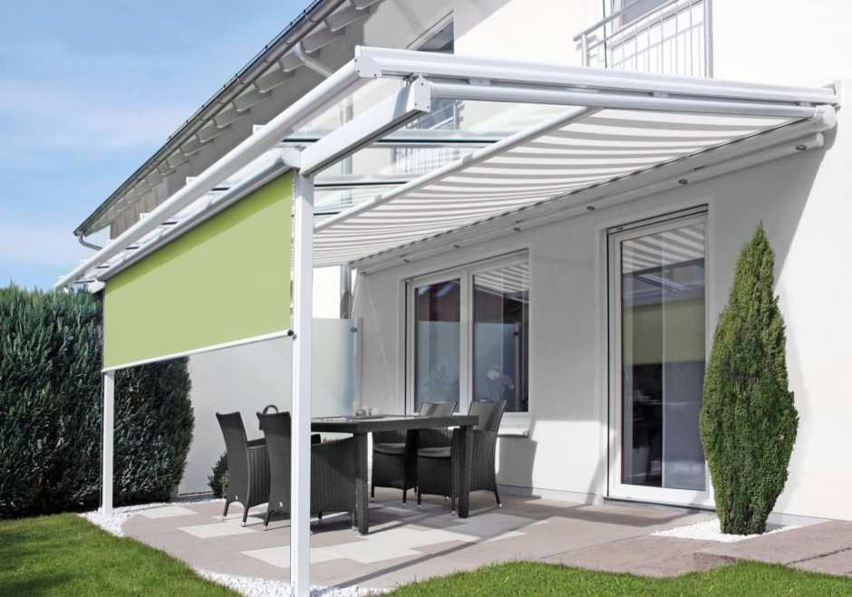 Маркиза над террасой