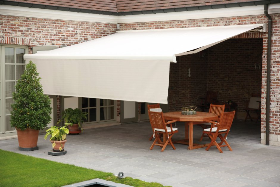 Навес из баннерной ткани