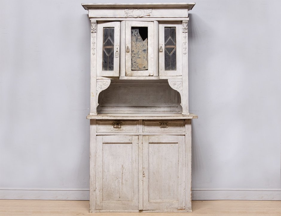 Декор старого серванта