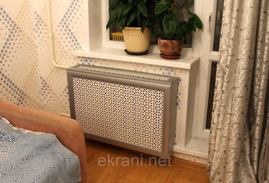 Защитный экран для батарей 660*720*120 перфорированный