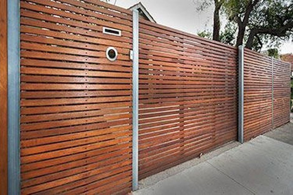 Забор реечный деревянный