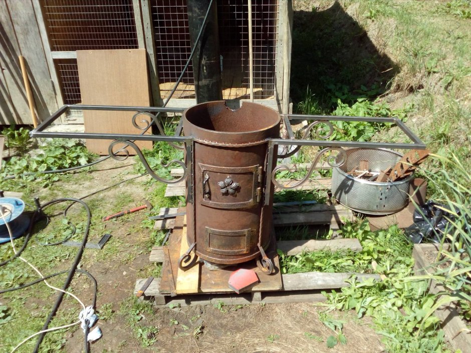 Мангал с печкой под казан из 325 трубы