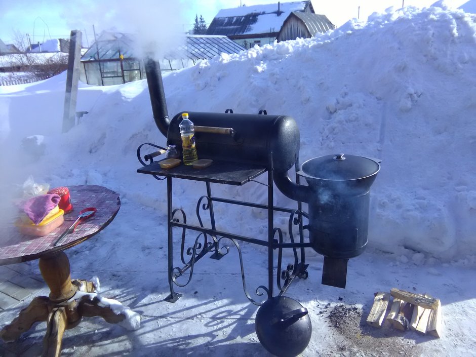 Мангал из газового баллона с казаном