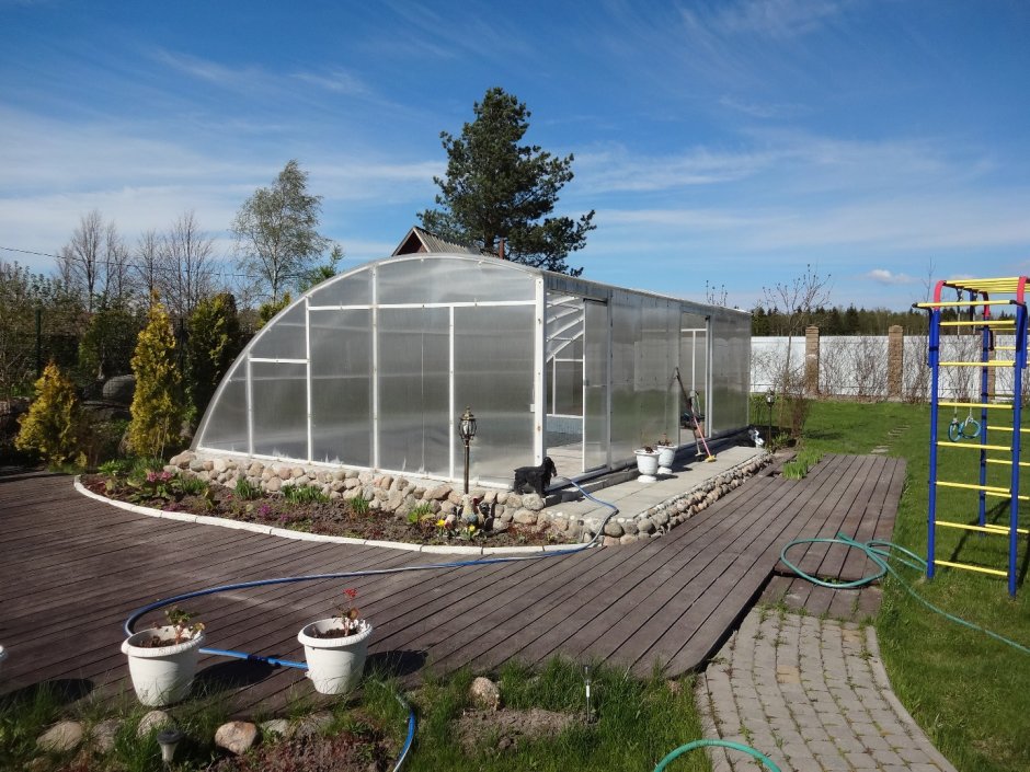 Теплица для бассейна