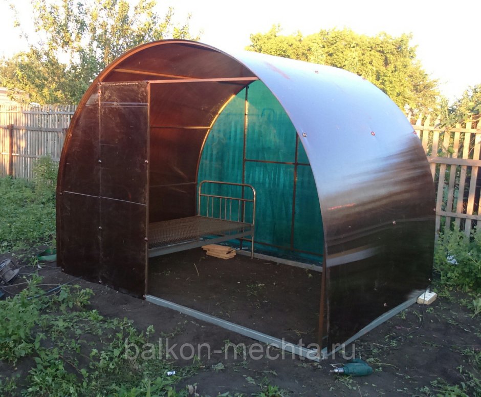 Беседка из поликарбоната