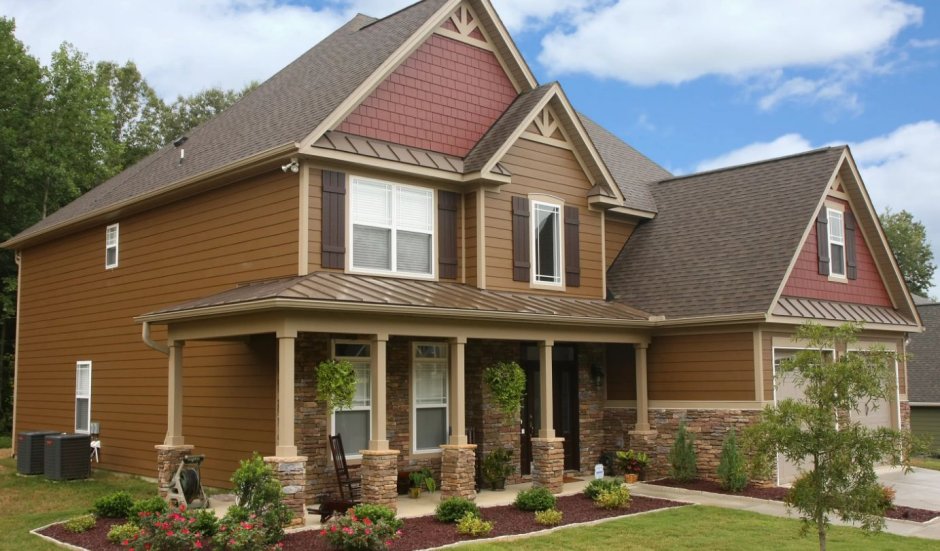 Красивый дом из сайдинга