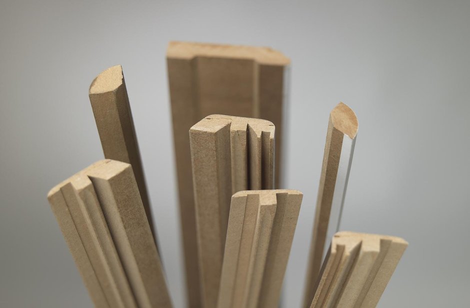 Молдинги деревянные рейки вместе