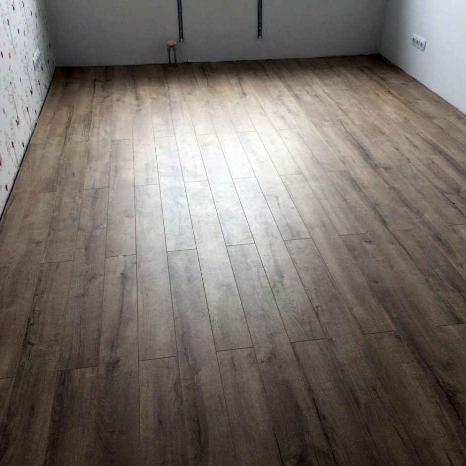 Укладка ламината на пол